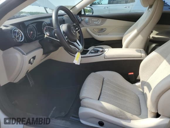 ✅ 2019 Mercedes-Benz E 450 • VIN: WDD1J6HB6KF114844 • Lot: 63480705. Listed on Copart with 111,984 mi. Free auction sales archive from the USA and detailed vehicle history report at DreamBid. Image 7.