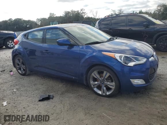 ✅ 2015 Hyundai Veloster • VIN: KMHTC6AD4FU245714 • Lot: 44649545. Wystawiony na Copart z przebiegiem 133 035 mil. Bezpłatny archiwum sprzedaży aukcyjnych z USA i szczegółowy raport historii pojazdu na DreamBid. Zdjęcie 4.
