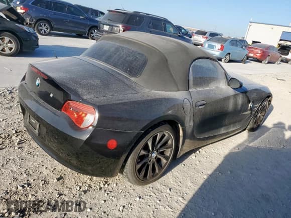 ✅ 2007 BMW Z4 3.0i • VIN: 4USBU33587LW71523 • Lot: 66721255. Wystawiony na Copart z przebiegiem 132 327 mil. Bezpłatny archiwum sprzedaży aukcyjnych z USA i szczegółowy raport historii pojazdu na DreamBid. Zdjęcie 3.