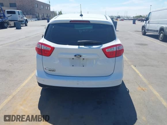✅ 2016 Ford C-Max SEL • VIN: 1FADP5CUXGL101893 • Лот: 42789782. Опубликован ранее на IAAI с пробегом 68 073 миль. Бесплатный доступ к архиву аукционных продаж из США и подробный отчёт об истории автомобиля на DreamBid. Изображение 16.