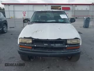 ✅ 2000 Chevrolet S-10 LS ZR2 • VIN: 1GCCT19W2Y8162369 • Лот: 41909351. Опубликован ранее на IAAI с пробегом Не указан. Бесплатный доступ к архиву аукционных продаж из США и подробный отчёт об истории автомобиля на DreamBid. Изображение 6.