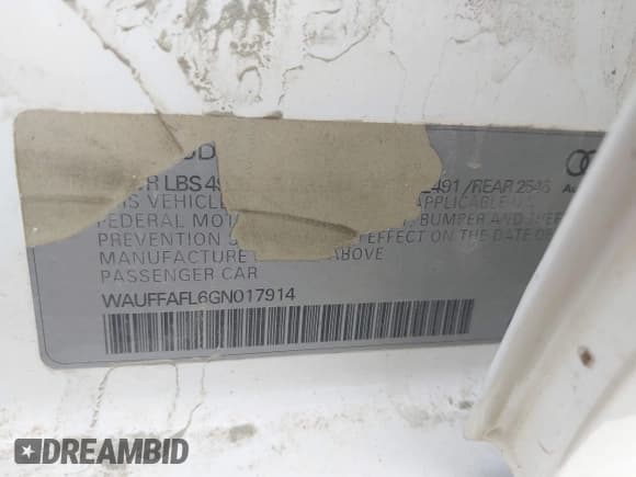 ✅ 2016 Audi A4 Premium Plus • VIN: WAUFFAFL6GN017914 • Lot: 43021797. Wystawiony na IAAI z przebiegiem 98 610 mil. Bezpłatny archiwum sprzedaży aukcyjnych z USA i szczegółowy raport historii pojazdu na DreamBid. Zdjęcie 9.