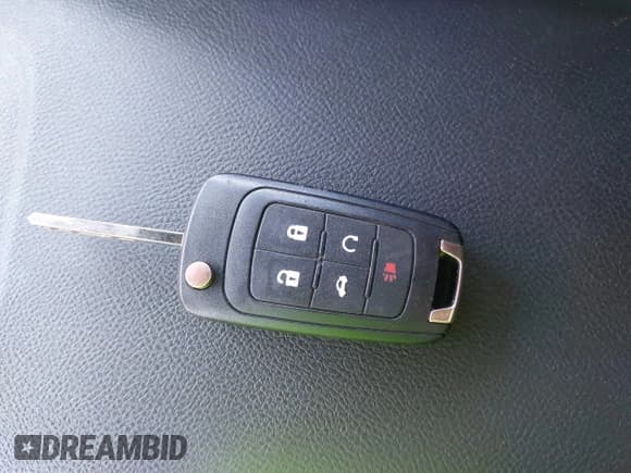 ✅ 2011 Chevrolet Camaro 2LS • VIN: 2G1FA1ED9B9153812 • Lot: 42383018. Wystawiony na IAAI z przebiegiem 114 197 mil. Bezpłatny archiwum sprzedaży aukcyjnych z USA i szczegółowy raport historii pojazdu na DreamBid. Zdjęcie 11.