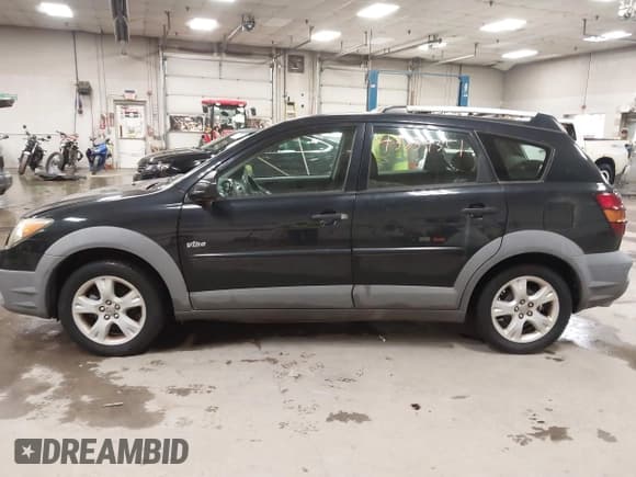 ✅ 2003 Pontiac Vibe • VIN: 5Y2SL62873Z470449 • Lot: 43839351. Wystawiony na IAAI z przebiegiem 244 735 mil. Bezpłatny archiwum sprzedaży aukcyjnych z USA i szczegółowy raport historii pojazdu na DreamBid. Zdjęcie 12.