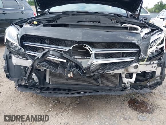 ✅ 2021 Mercedes-Benz C 300 • VIN: W1KWF8EB4MR641418 • Lot: 42657948. Wystawiony na IAAI z przebiegiem 29 644 mil. Bezpłatny archiwum sprzedaży aukcyjnych z USA i szczegółowy raport historii pojazdu na DreamBid. Zdjęcie 6.