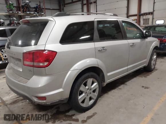 ✅ 2011 Dodge Journey R/T • VIN: 3D4PH6FGXBT570773 • Лот: 41440356. Опубликован ранее на IAAI с пробегом 131 541 миль. Бесплатный доступ к архиву аукционных продаж из США и подробный отчёт об истории автомобиля на DreamBid. Изображение 4.