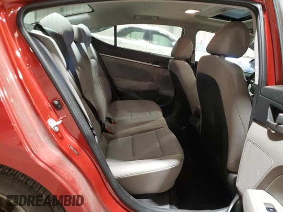 ✅ 2018 Hyundai Elantra Value Edition • VIN: 5NPD84LFXJH346742 • Lot: 89905405. Listed on Copart with 73,705 mi. Free auction sales archive from the USA and detailed vehicle history report at DreamBid. Image 10.