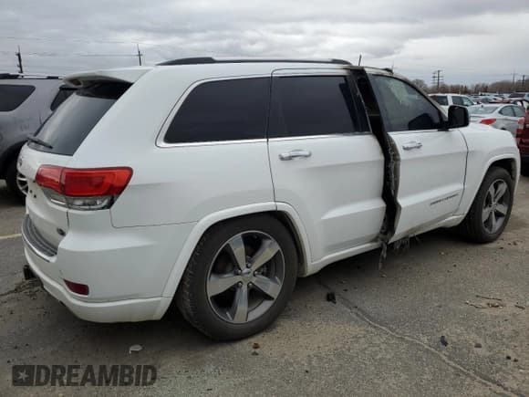 ✅ 2015 Jeep Grand Cherokee Overland • VIN: 1C4RJFCM3FC739070 • Lot: 85985774. Listed on Copart with Not provided. Free auction sales archive from the USA and detailed vehicle history report at DreamBid. Image 3.