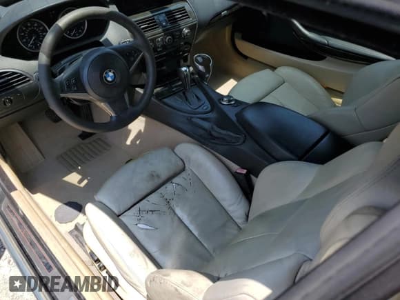 ✅ 2006 BMW 6 Series 650Ci • VIN: WBAEK13466CN75082 • Lot: 68375785. Wystawiony na Copart z przebiegiem 83 641 mil. Bezpłatny archiwum sprzedaży aukcyjnych z USA i szczegółowy raport historii pojazdu na DreamBid. Zdjęcie 8.