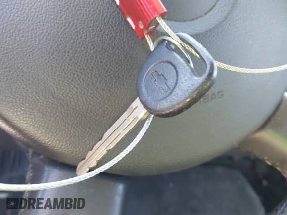 2012 Chevrolet Colorado 1LT z VIN 1GCDSCFE5C8109043, wystawiony jako IAAI lot #42485176 z przebiegiem 160 359 mil mil oraz . Historia ofert i sprzedaży dostępna na DreamBid. Obrazek 11.