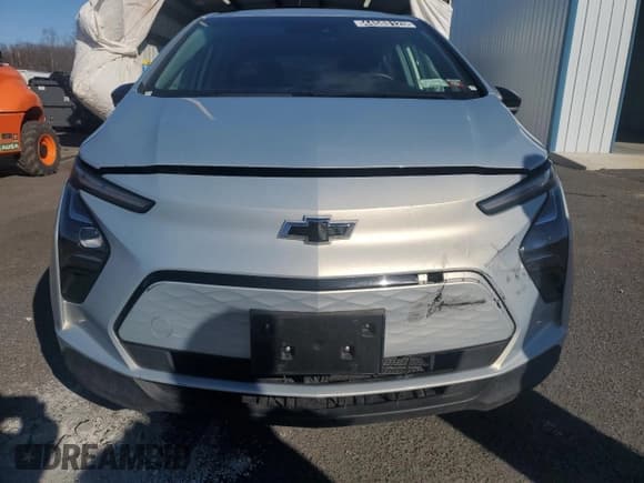 ✅ 2023 Chevrolet Bolt EV 1LT • VIN: 1G1FW6S04P4199963 • Lot: 44588125. Wystawiony na Copart z przebiegiem 26 953 mil. Bezpłatny archiwum sprzedaży aukcyjnych z USA i szczegółowy raport historii pojazdu na DreamBid. Zdjęcie 5.