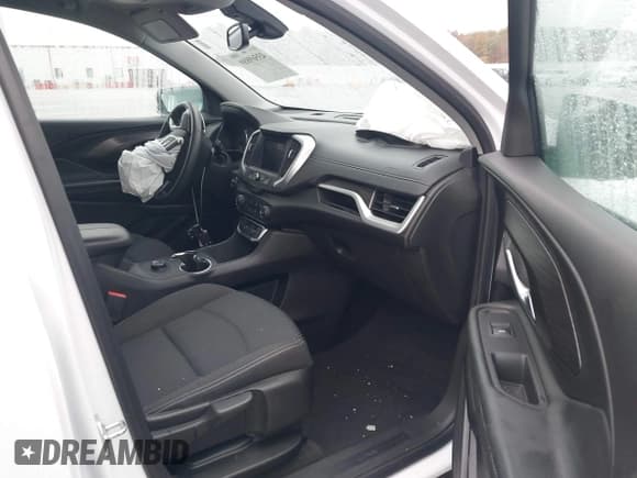 ✅ 2024 GMC Terrain SLE • VIN: 3GKALMEG6RL339262 • Lot: 43569889. Wystawiony na IAAI z przebiegiem 22 452 mil. Bezpłatny archiwum sprzedaży aukcyjnych z USA i szczegółowy raport historii pojazdu na DreamBid. Zdjęcie 5.