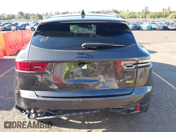 ✅ 2021 Jaguar E-Pace 300 Sport • VIN: SADF12GX6M1027570 • Lot: 43030267. Wystawiony na IAAI z przebiegiem 58 911 mil. Bezpłatny archiwum sprzedaży aukcyjnych z USA i szczegółowy raport historii pojazdu na DreamBid. Zdjęcie 16.