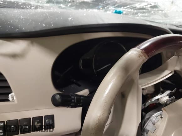 ✅ 2013 Toyota Sienna XLE • VIN: 5TDDK3DC4DS056382 • Lot: 42177020. Wystawiony na IAAI z przebiegiem Nie podano. Bezpłatny archiwum sprzedaży aukcyjnych z USA i szczegółowy raport historii pojazdu na DreamBid. Zdjęcie 7.