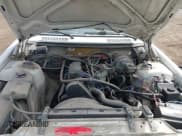 ✅ 1990 Volvo 240 • VIN: YV1AA8855L1855012 • Lot: 42533844. Wystawiony na IAAI z przebiegiem 317 063 mil. Bezpłatny archiwum sprzedaży aukcyjnych z USA i szczegółowy raport historii pojazdu na DreamBid. Zdjęcie 10.