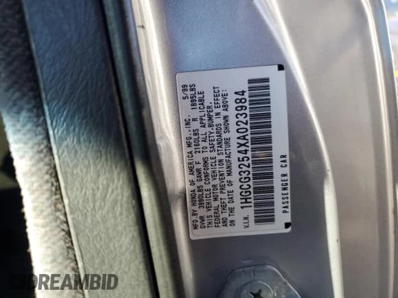 ✅ 1999 Honda Accord EX • VIN: 1HGCG3254XA023984 • Lot: 91731355. Wystawiony na Copart z przebiegiem 146 930 mil. Bezpłatny archiwum sprzedaży aukcyjnych z USA i szczegółowy raport historii pojazdu na DreamBid. Zdjęcie 12.