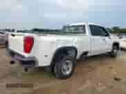 2025 Chevrolet Silverado 3500HD LT with VIN 1GC4KTEY8SF142513, listed as a Copart auction lot 69414335 with 909 mi miles and Salvage title. Bid and sale history available at DreamBid. Image 3.