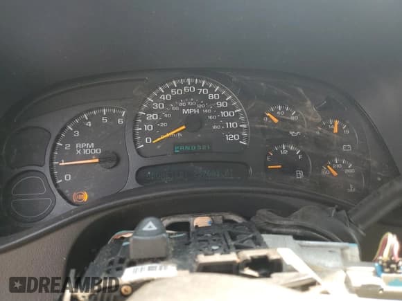 ✅ 2004 Chevrolet Suburban LS • VIN: 3GNFK16Z24G310143 • Лот: 71363765. Опубликован ранее на Copart с пробегом 257 681 миль. Бесплатный доступ к архиву аукционных продаж из США и подробный отчёт об истории автомобиля на DreamBid. Изображение 9.