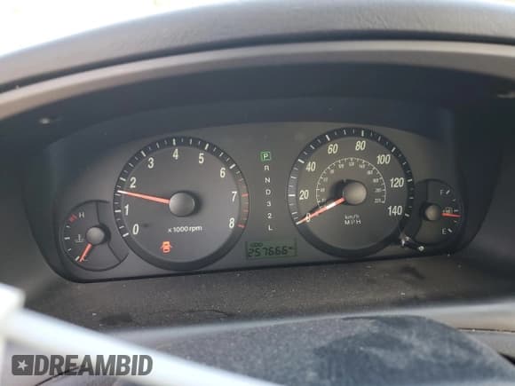 ✅ 2006 Hyundai Elantra GLS • VIN: KMHDN46D06U369300 • Lot: 51950235. Wystawiony na Copart z przebiegiem 257 666 mil. Bezpłatny archiwum sprzedaży aukcyjnych z USA i szczegółowy raport historii pojazdu na DreamBid. Zdjęcie 9.