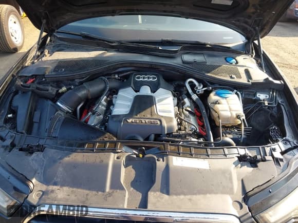 ✅ 2013 Audi A6 Premium Plus • VIN: WAUGGAFC4DN155366 • Lot: 42858345. Wystawiony na IAAI z przebiegiem 151 811 mil. Bezpłatny archiwum sprzedaży aukcyjnych z USA i szczegółowy raport historii pojazdu na DreamBid. Zdjęcie 10.