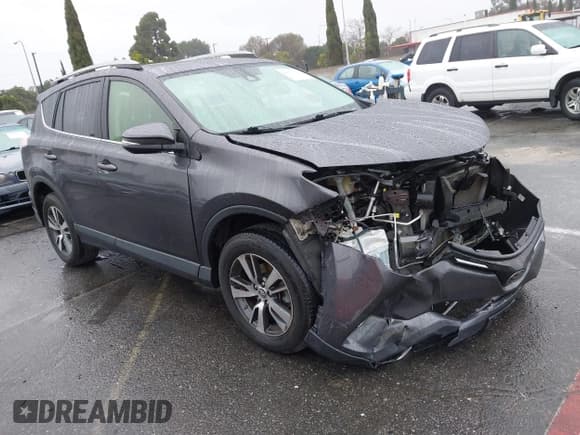 ✅ 2017 Toyota RAV4 XLE • VIN: JTMWFREV9HJ136943 • Lot: 41558088. Listed on IAAI with 94,915 mi. Free auction sales archive from the USA and detailed vehicle history report at DreamBid. Image 1.