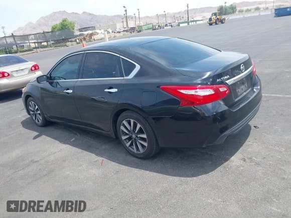 ✅ 2016 Nissan Altima S • VIN: 1N4AL3APXGN369220 • Lot: 42759092. Listed on IAAI with 186,213 mi. Free auction sales archive from the USA and detailed vehicle history report at DreamBid. Image 3.