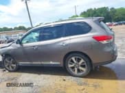 ✅ 2014 Nissan Pathfinder SL • VIN: 5N1AR2MN0EC639332 • Lot: 42238169. Listed on IAAI with 153,704 mi. Free auction sales archive from the USA and detailed vehicle history report at DreamBid. Image 14.