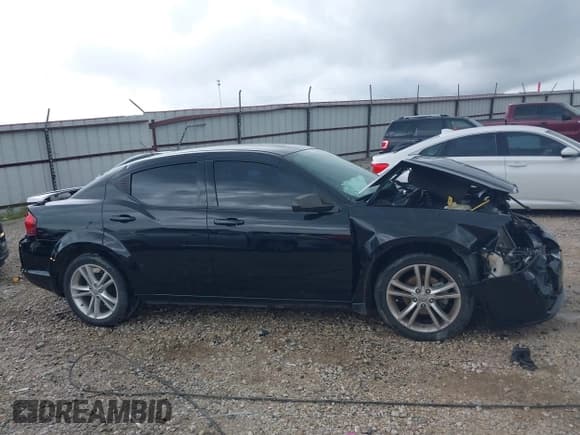 ✅ 2014 Dodge Avenger SE • VIN: 1C3CDZAB0EN229220 • Лот: 42489893. Опубликован ранее на IAAI с пробегом 92 576 миль. Бесплатный доступ к архиву аукционных продаж из США и подробный отчёт об истории автомобиля на DreamBid. Изображение 14.