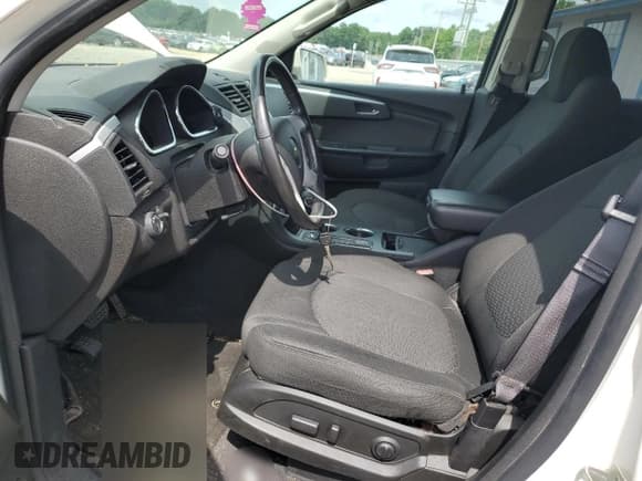 ✅ 2012 Chevrolet Traverse 1LT • VIN: 1GNKVGED3CJ338092 • Lot: 64747574. Wystawiony na Copart z przebiegiem 118 488 mil. Bezpłatny archiwum sprzedaży aukcyjnych z USA i szczegółowy raport historii pojazdu na DreamBid. Zdjęcie 7.