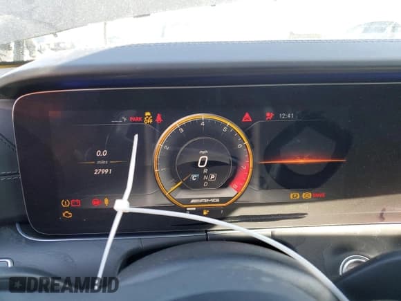 ✅ 2020 Mercedes-Benz E 63 S AMG • VIN: WDDZF8KB8LA717950 • Лот: 44249075. Опубликован ранее на Copart с пробегом 27 991 миль. Бесплатный доступ к архиву аукционных продаж из США и подробный отчёт об истории автомобиля на DreamBid. Изображение 9.