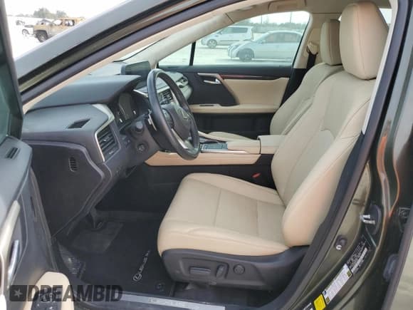 ✅ 2021 Lexus RX 350 • VIN: 2T2AZMAA2MC210874 • Lot: 43261545. Wystawiony na Copart z przebiegiem Nie podano. Bezpłatny archiwum sprzedaży aukcyjnych z USA i szczegółowy raport historii pojazdu na DreamBid. Zdjęcie 7.