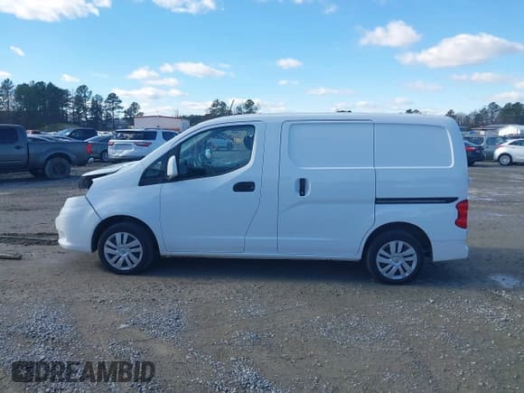 ✅ 2021 Nissan NV200 SV • VIN: 3N6CM0KN7MK708073 • Lot: 43767031. Wystawiony na IAAI z przebiegiem 46 229 mil. Bezpłatny archiwum sprzedaży aukcyjnych z USA i szczegółowy raport historii pojazdu na DreamBid. Zdjęcie 15.