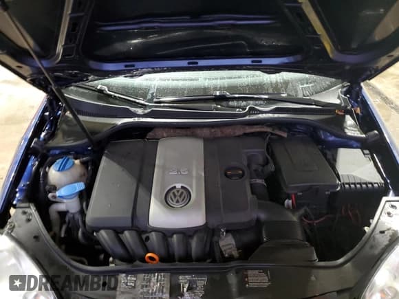 ✅ 2007 Volkswagen Rabbit • VIN: WVWBS71K27W113046 • Lot: 43594715. Listed on Copart with 164,370 mi. Free auction sales archive from the USA and detailed vehicle history report at DreamBid. Image 11.