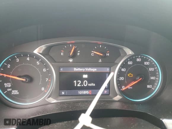 ✅ 2020 Chevrolet Traverse LT Cloth • VIN: 1GNEVGKW6LJ299095 • Lot: 67709834. Wystawiony na Copart z przebiegiem 101 895 mil. Bezpłatny archiwum sprzedaży aukcyjnych z USA i szczegółowy raport historii pojazdu na DreamBid. Zdjęcie 9.