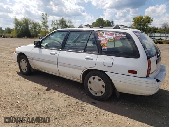 ✅ 1995 Ford Escort • VIN: 3FASP15J9SR118326 • Лот: 71283125. Опубликован ранее на Copart с пробегом 114 070 миль. Бесплатный доступ к архиву аукционных продаж из США и подробный отчёт об истории автомобиля на DreamBid. Изображение 2.
