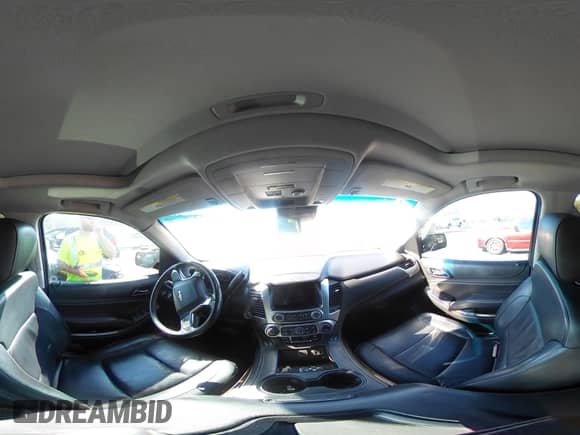 2018 Chevrolet Tahoe LT z VIN 1GNSKBKC8JR128657, wystawiony jako IAAI lot #43151589 z przebiegiem 157 909 mil mil oraz . Historia ofert i sprzedaży dostępna na DreamBid. Obrazek 18.