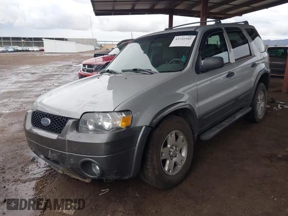✅ 2006 Ford Escape XLT • VIN: 1FMYU03136KA41436 • Lot: 43741102. Wystawiony na IAAI z przebiegiem 115 499 mil. Bezpłatny archiwum sprzedaży aukcyjnych z USA i szczegółowy raport historii pojazdu na DreamBid. Zdjęcie 2.