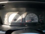 ✅ 1999 Isuzu VehiCROSS • VIN: JACCN57X2X7991409 • Lot: 80992795. Wystawiony na Copart z przebiegiem 191 210 mil. Bezpłatny archiwum sprzedaży aukcyjnych z USA i szczegółowy raport historii pojazdu na DreamBid. Zdjęcie 9.