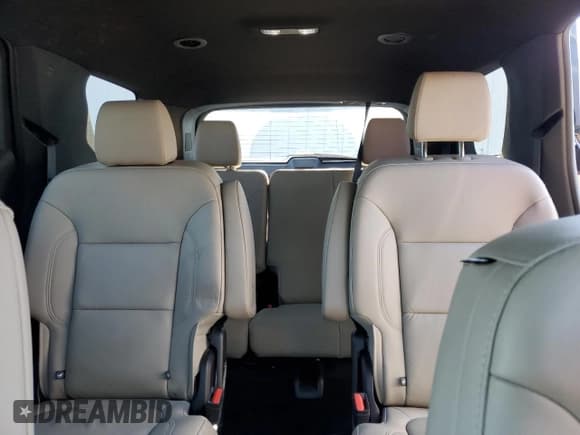 ✅ 2022 Chevrolet Traverse LT • VIN: 1GNEVHKW0NJ185229 • Lot: 71723715. Wystawiony na Copart z przebiegiem 43 547 mil. Bezpłatny archiwum sprzedaży aukcyjnych z USA i szczegółowy raport historii pojazdu na DreamBid. Zdjęcie 10.