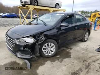 ✅ 2020 Hyundai Accent SE • VIN: 3KPC24A6XLE098919 • Lot: 47645223. Wystawiony na Copart z przebiegiem 9 517 mil. Bezpłatny archiwum sprzedaży aukcyjnych z USA i szczegółowy raport historii pojazdu na DreamBid. Zdjęcie 1.