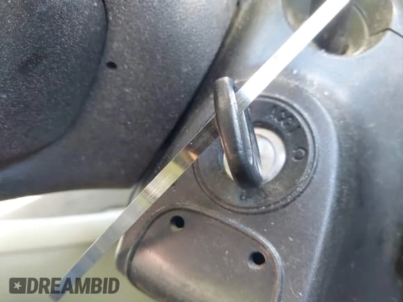 ✅ 2008 Chevrolet Equinox LT • VIN: 2CNDL33F886076526 • Лот: 41353307. Опубликован ранее на IAAI с пробегом 240 820 миль. Бесплатный доступ к архиву аукционных продаж из США и подробный отчёт об истории автомобиля на DreamBid. Изображение 11.