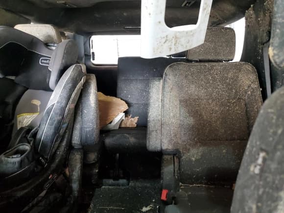 ✅ 2025 GMC Yukon Denali • VIN: 1GKS2DRL7SR104351 • Лот: 58592975. Опубликован ранее на Copart с пробегом Не указан. Бесплатный доступ к архиву аукционных продаж из США и подробный отчёт об истории автомобиля на DreamBid. Изображение 10.