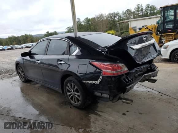 2015 Nissan Altima S with VIN 1N4AL3AP8FC251211, listed as a Copart auction lot 82722955 with 212,821 mi miles and Salvage title. Bid and sale history available at DreamBid. Image 2.