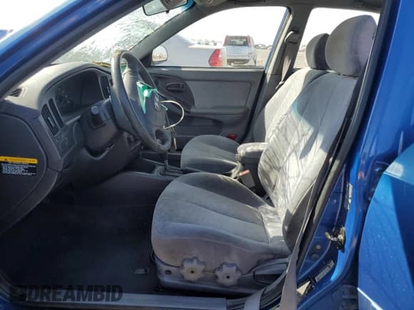 ✅ 2006 Hyundai Elantra GLS • VIN: KMHDN46D46U208948 • Lot: 42375335. Wystawiony na Copart z przebiegiem 175 495 mil. Bezpłatny archiwum sprzedaży aukcyjnych z USA i szczegółowy raport historii pojazdu na DreamBid. Zdjęcie 7.