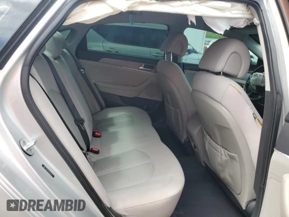 ✅ 2017 Hyundai Sonata SE • VIN: 5NPE24AF6HH553373 • Lot: 62727825. Listed on Copart with 70,756 mi. Free auction sales archive from the USA and detailed vehicle history report at DreamBid. Image 10.