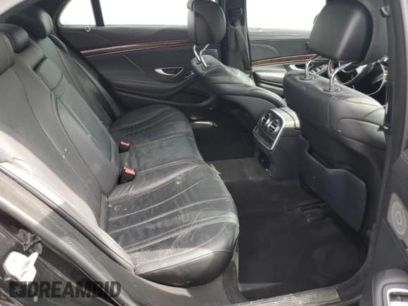 ✅ 2015 Mercedes-Benz S 550 • VIN: WDDUG8FB7FA139247 • Lot: 60421574. Wystawiony na Copart z przebiegiem 92 518 mil. Bezpłatny archiwum sprzedaży aukcyjnych z USA i szczegółowy raport historii pojazdu na DreamBid. Zdjęcie 10.