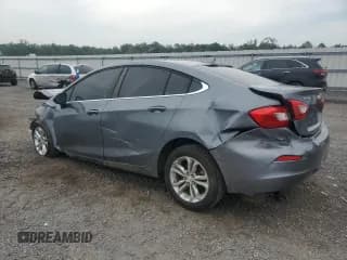 ✅ 2019 Chevrolet Cruze LT • VIN: 1G1BE5SM0K7135036 • Lot: 84602725. Wystawiony na Copart z przebiegiem 93 148 mil. Bezpłatny archiwum sprzedaży aukcyjnych z USA i szczegółowy raport historii pojazdu na DreamBid. Zdjęcie 2.
