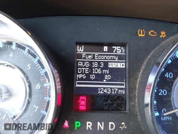 ✅ 2011 Chrysler 300 C • VIN: 2C3CA6CT6BH538255 • Lot: 43120053. Listed on IAAI with 124,317 mi. Free auction sales archive from the USA and detailed vehicle history report at DreamBid. Image 16.