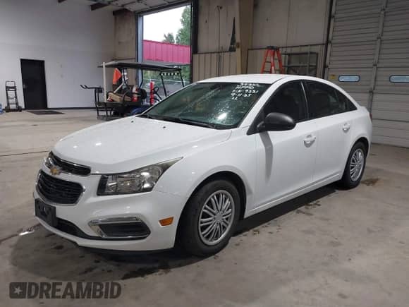 2015 Chevrolet Cruze LS z VIN 1G1PA5SH4F7209231, wystawiony jako IAAI lot #43335340 z przebiegiem 137 165 mil mil oraz . Historia ofert i sprzedaży dostępna na DreamBid. Obrazek 17.