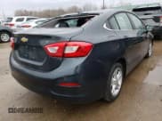 ✅ 2018 Chevrolet Cruze LT • VIN: 1G1BE5SMXJ7177650 • Lot: 43021273. Listed on Copart with 38,694 mi. Free auction sales archive from the USA and detailed vehicle history report at DreamBid. Image 3.